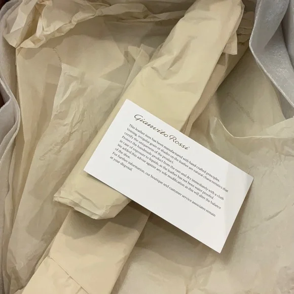 Gianvito Rossi Sheridan Mule - Picture 8 of 11